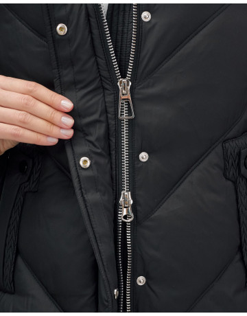 Пуховик «Модный» для женщин.