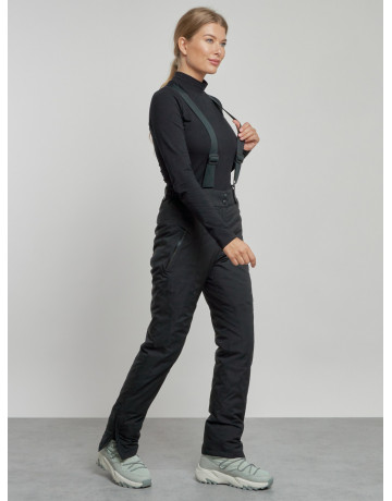 Женский горнолыжный костюм для зимних видов спорта.