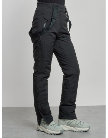 Женский горнолыжный костюм для зимних видов спорта.