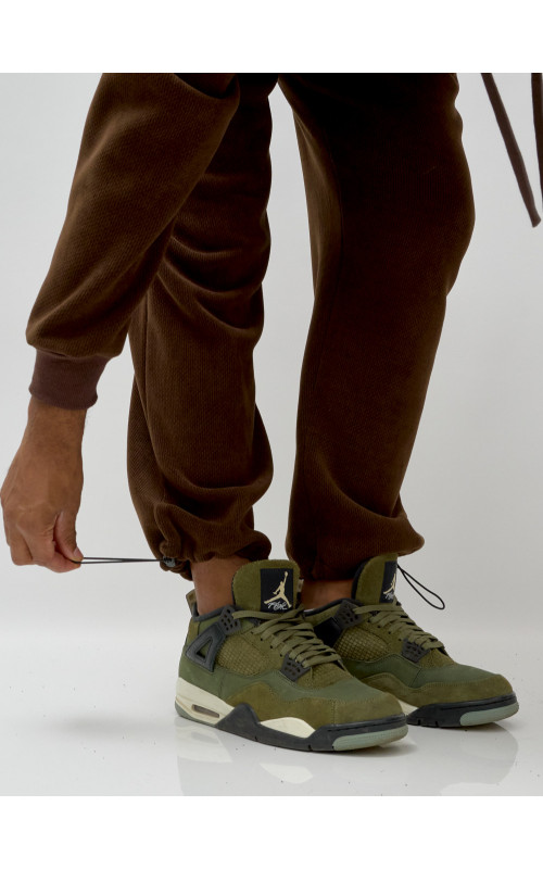 Мужской утеплённый спортивный костюм с начёсом для осени.