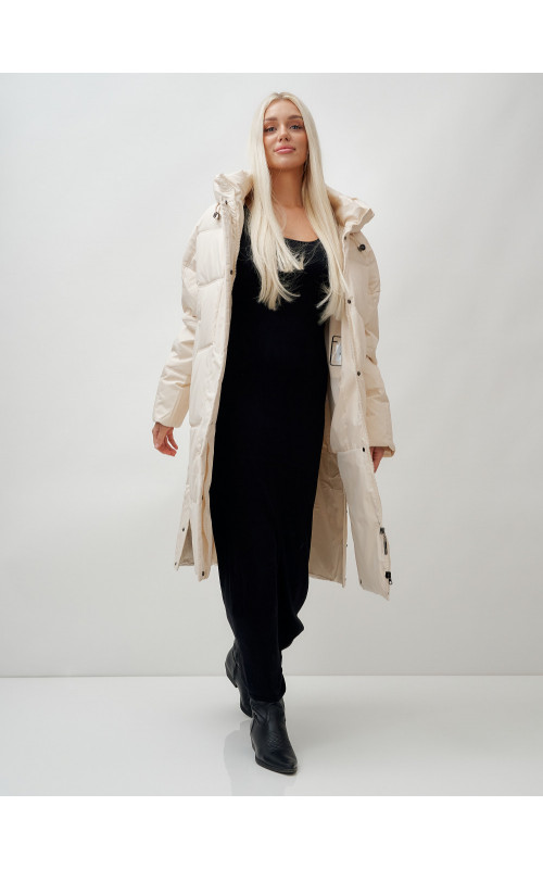 Длинный зимний пуховик для женщин