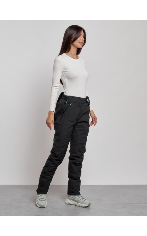 Женский горнолыжный костюм для зимних прогулок и спорта.