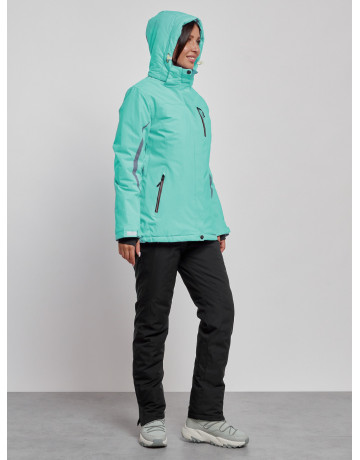 Женский горнолыжный костюм для зимних прогулок и спорта.