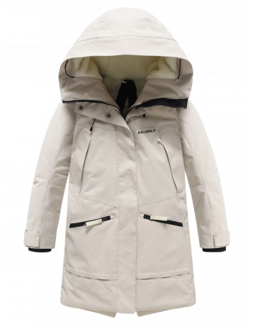 Зимняя парка для девочки-подростка с меховой подкладкой.