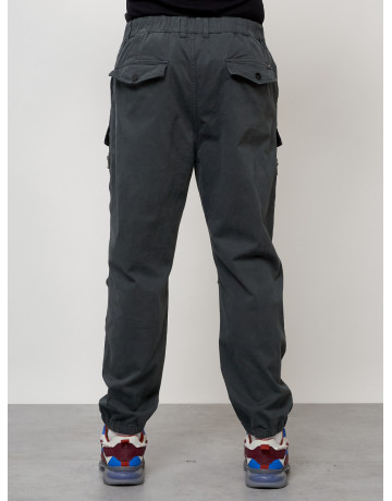 Мужские брюки карго зауженного кроя.