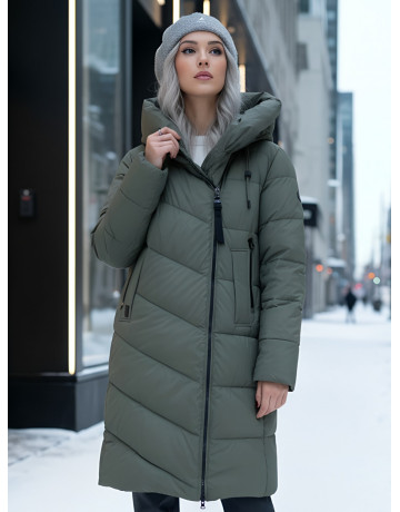Длинный женский пуховик с капюшоном для холодной погоды