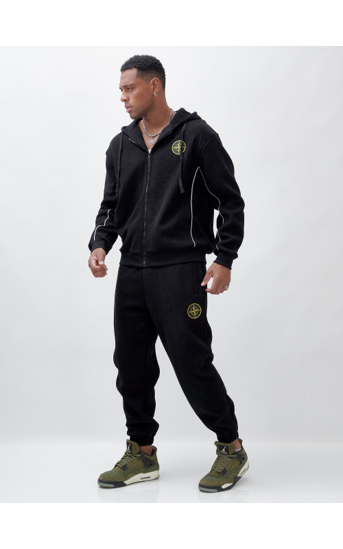 Утеплённый демисезонный костюм для мужчин свободного кроя.