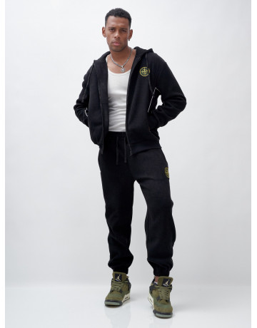 Утеплённый демисезонный костюм для мужчин свободного кроя.