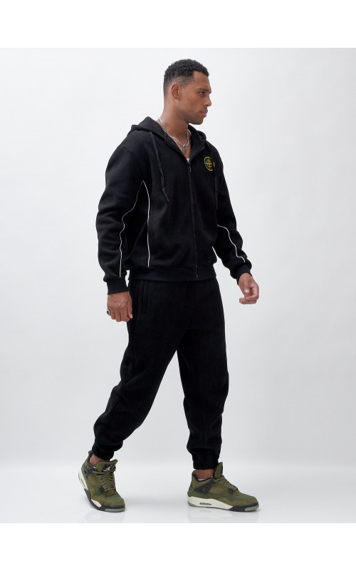 Утеплённый демисезонный костюм для мужчин свободного кроя.