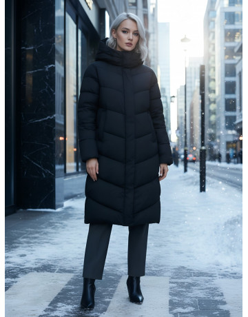 Длинный женский пуховик с капюшоном для зимы