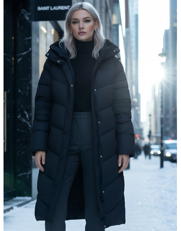 Длинный женский пуховик с капюшоном для зимы
