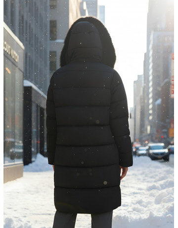 Длинный зимний пуховик с мехом песца.