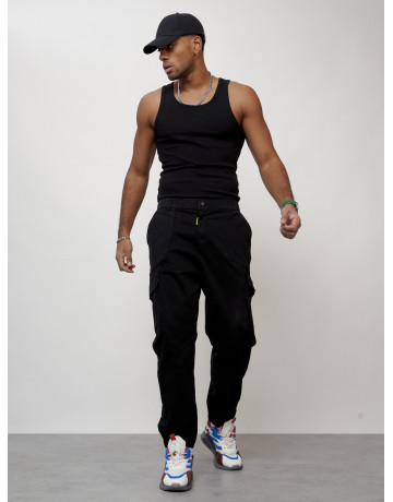 Мужские брюки карго зауженного кроя.