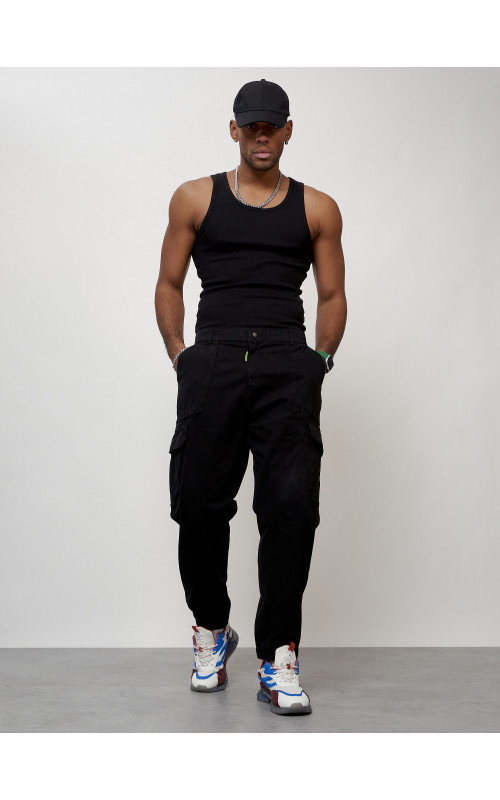 Мужские брюки карго зауженного кроя.