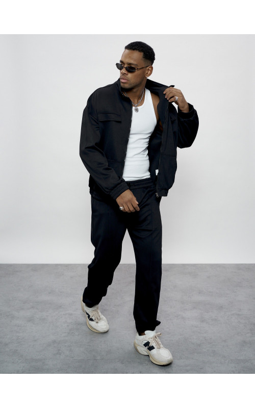 Мужской спортивный костюм: свобода движений и комфорт