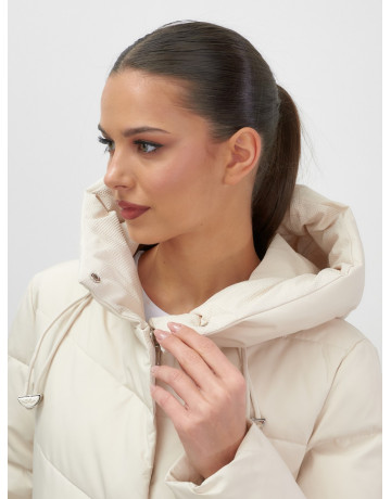 Утеплённая женская куртка с капюшоном для осени и зимы.