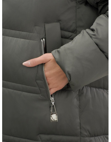 Длинный зимний пуховик для женщин с капюшоном