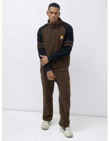 Мужской спортивный костюм для активного образа жизни.