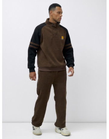 Мужской спортивный костюм для активного образа жизни.