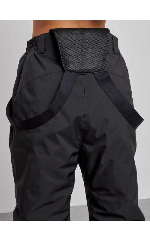 Женский горнолыжный костюм большого размера для зимних видов спорта.