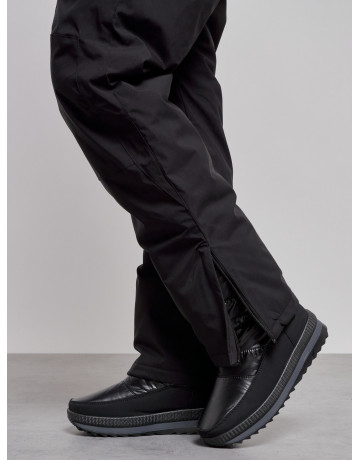 Женский горнолыжный костюм большого размера для зимних видов спорта.