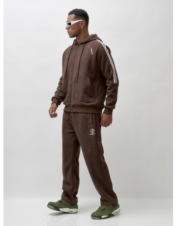 Мужской спортивный демисезонный костюм с начёсом.