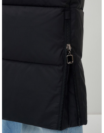 Длинный зимний пуховик с капюшоном для женщин