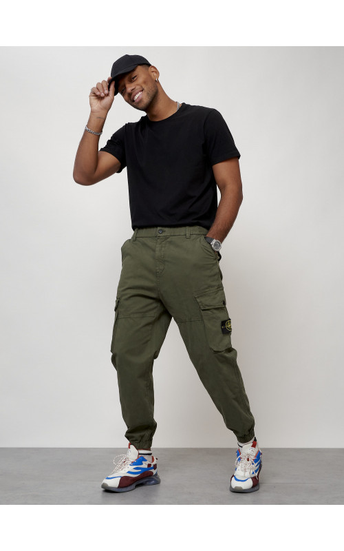 Мужские брюки с зауженным кроем — стиль и комфорт.