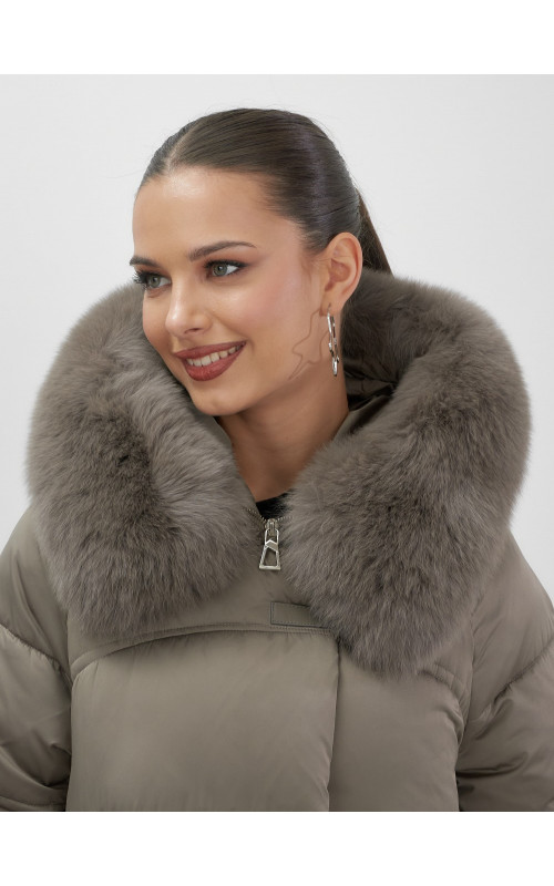 Пуховик с песцовым мехом, сезон осень-зима 2025, для женщин