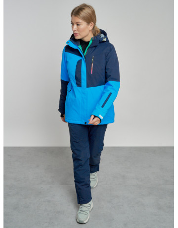 Женский горнолыжный костюм для зимних видов спорта.