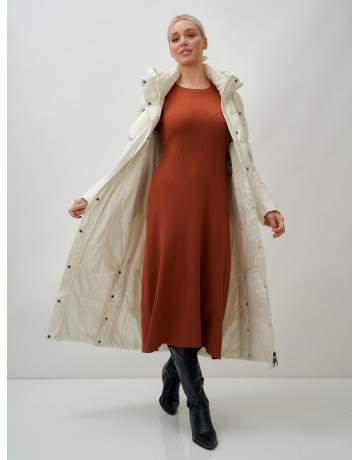 Длинный зимний пуховик с капюшоном для женщин