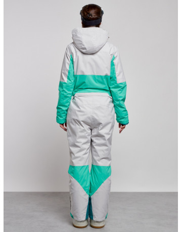 Зимний женский комбинезон для зимних видов спорта.