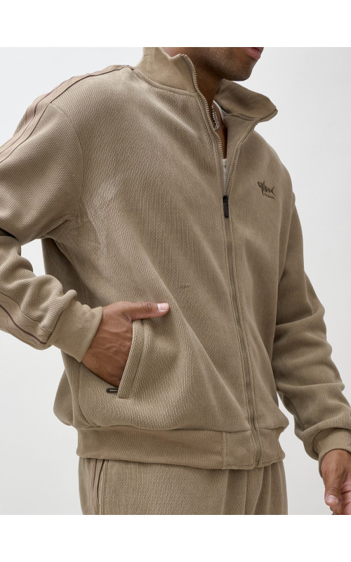 Мужской спортивный утеплённый костюм с начёсом для активного отдыха.