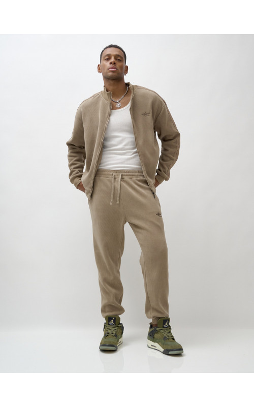 Мужской спортивный утеплённый костюм с начёсом для активного отдыха.