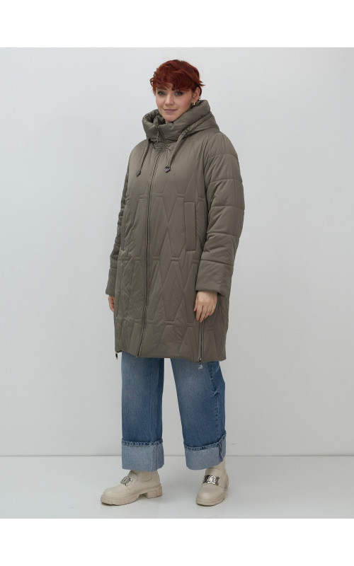 Длинный зимний пуховик для женщин с капюшоном.