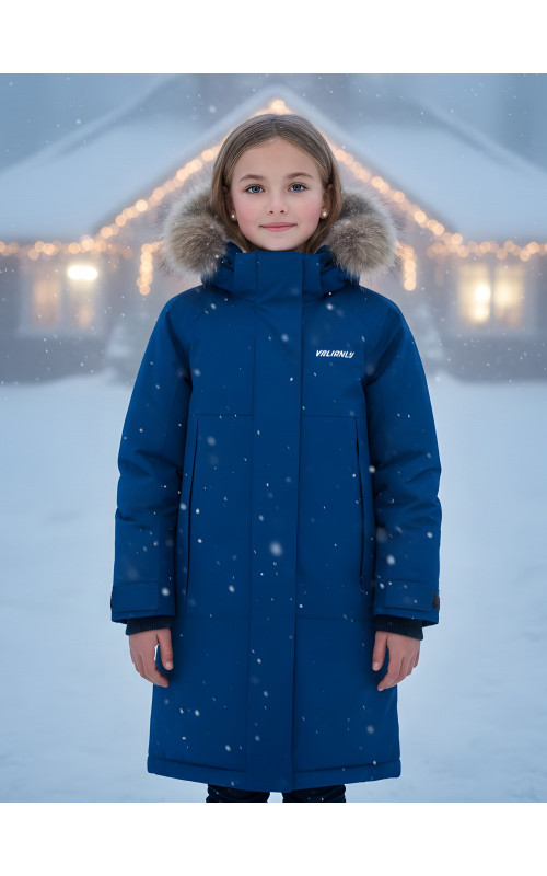 Тёплая парка для девочки с регулируемой посадкой.
