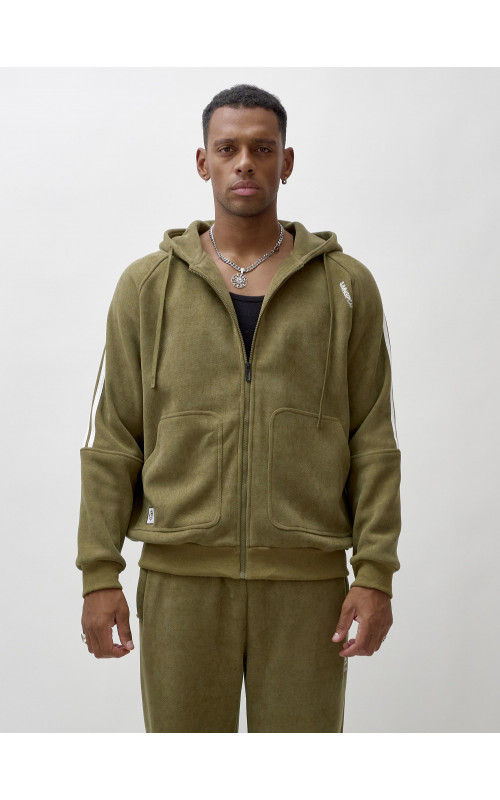 Мужской спортивный демисезонный костюм с начёсом.