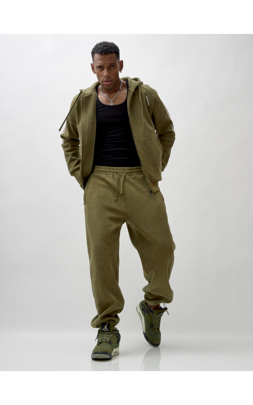 Мужской спортивный демисезонный костюм с начёсом.