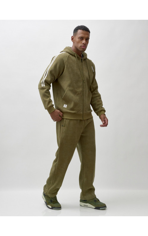 Мужской спортивный демисезонный костюм с начёсом.