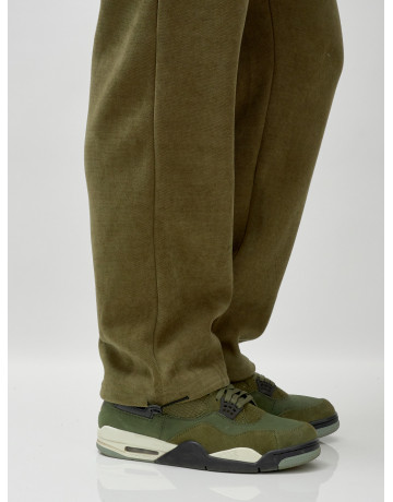 Мужской спортивный демисезонный костюм с начёсом.