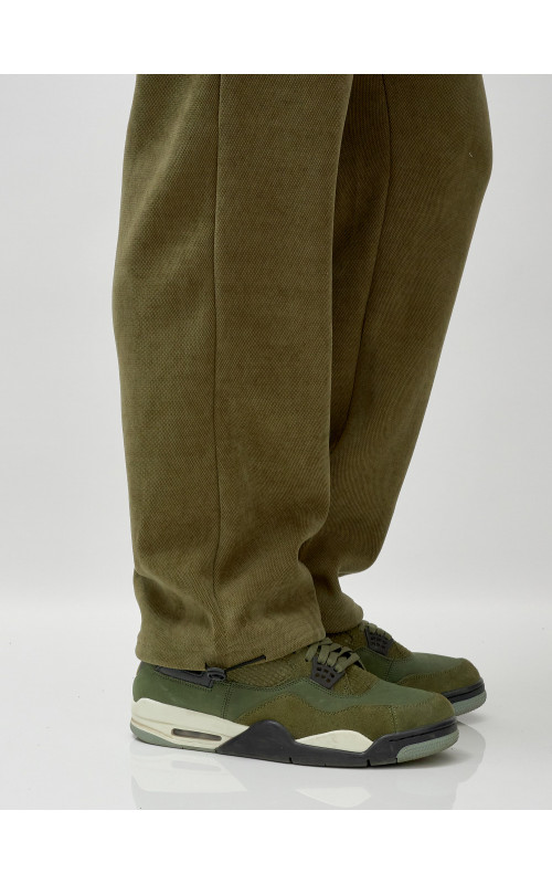 Мужской спортивный демисезонный костюм с начёсом.