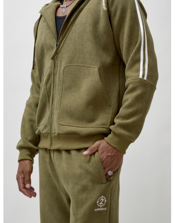 Мужской спортивный демисезонный костюм с начёсом.