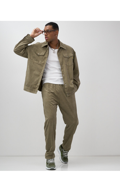 Мужской велюровый спортивный костюм для весны и лета