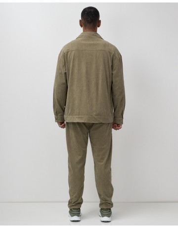 Мужской велюровый спортивный костюм для весны и лета