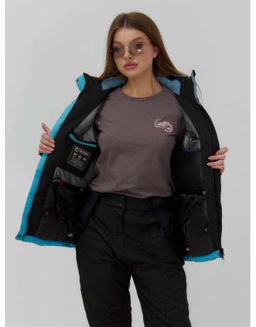 Женский горнолыжный костюм для зимних активностей