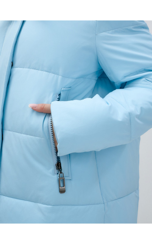 Тёплый женский пуховик до колена с капюшоном.