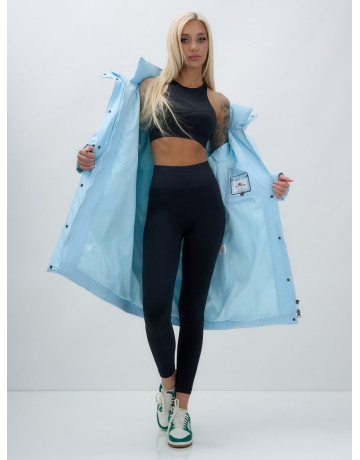 Тёплый женский пуховик до колена с капюшоном.