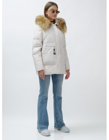 Зимняя женская куртка премиум-класса с опушкой из натурального меха енота.