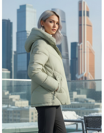 Женский зимний пуховик «Модный» с мехом.