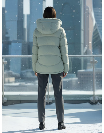 Женский зимний пуховик «Модный» с мехом.